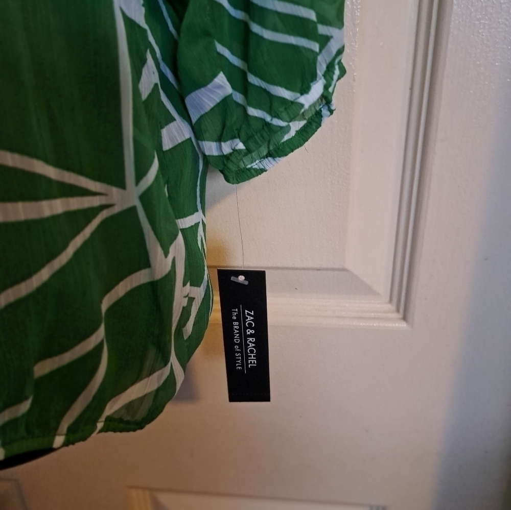 Zac&Rachel XL sheer blouse - Picture 3 of 7